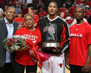 Derrick-Rose_0427_pop.jpg