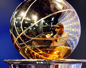 Kobe-Bryant_0616_pop_4.jpg