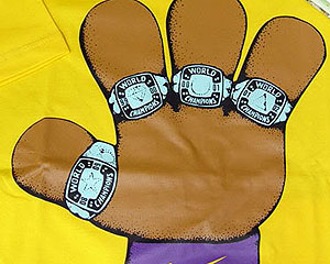 Kobe4Rings.jpg